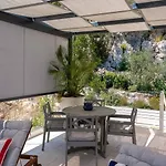 Sea La Vie Seafront Location 4 Bedrooms Sea Access * Zrnovo