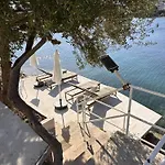 Sea La Vie Seafront Location 4 Bedrooms Sea Access *