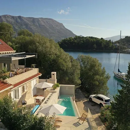 Luxurious Seafront 4 Bedrooms Sea La Vie Infinity Pool Sea Access Zrnovo