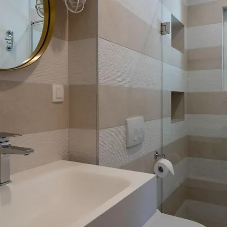 Sea La Vie Seafront Location 4 Bedrooms Sea Access Willa *
