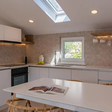 Luxurious Seafront 4 Bedrooms Sea La Vie Infinity Pool Sea Access