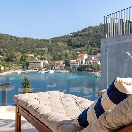 Luxurious Seafront 4 Bedrooms Sea La Vie Infinity Pool Sea Access Villa Zrnovo