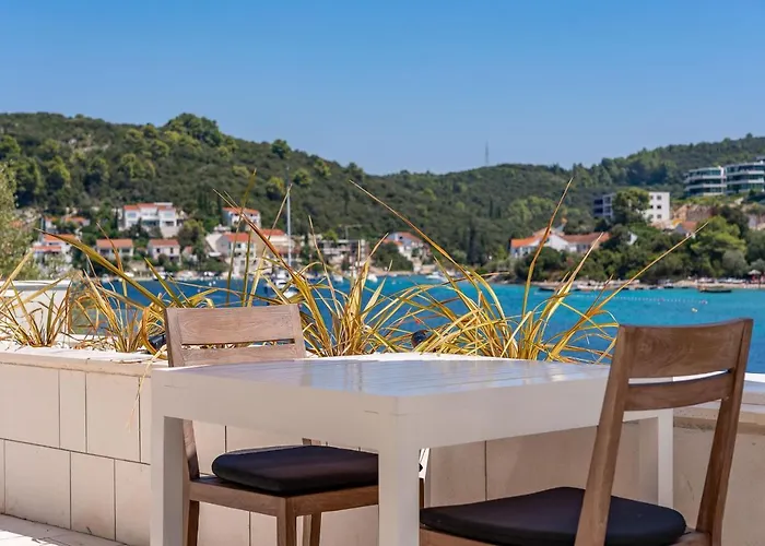 Luxurious Seafront 4 Bedrooms Sea La Vie Infinity Pool Sea Access ヴィラ Žrnovo